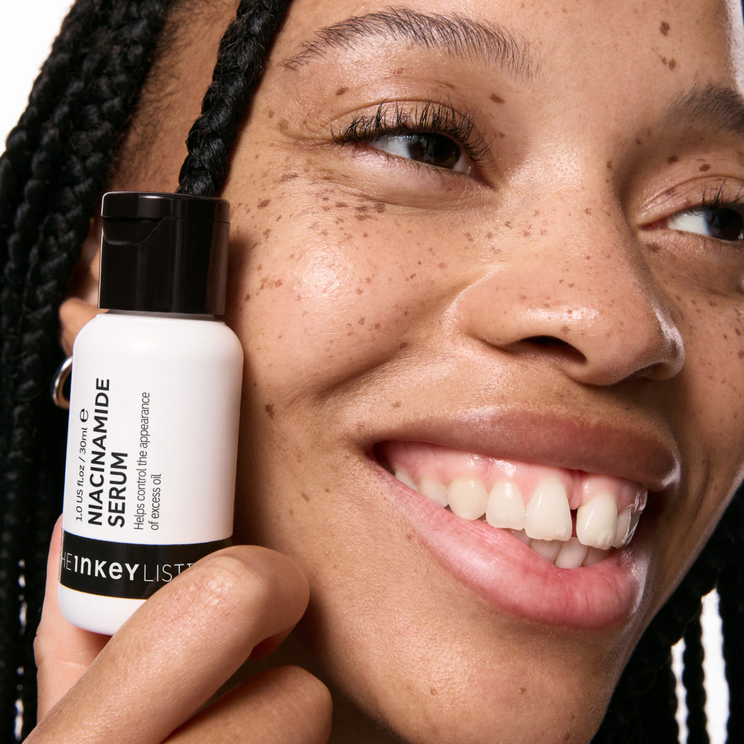 10-niacinamide-serum-u5 Model01_d6be0920-41bd-4df2-8281-5a1face2e177.jpg
