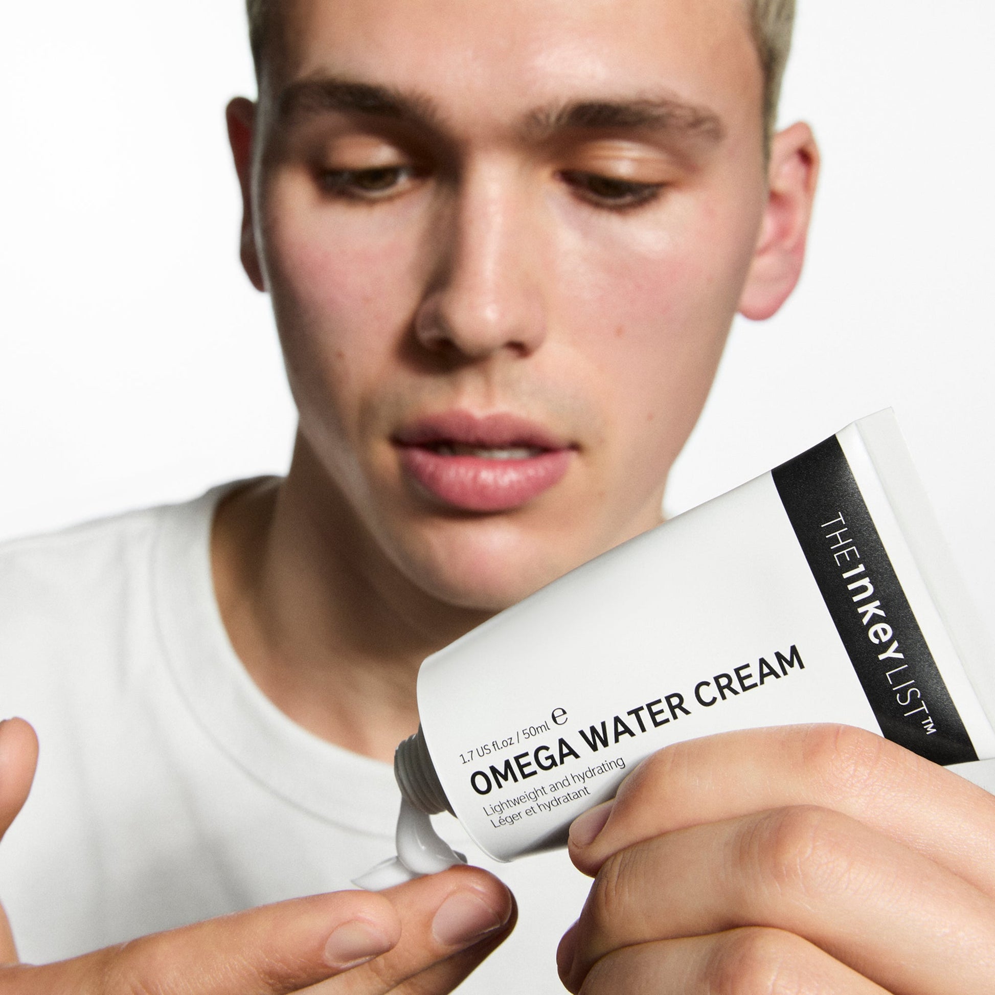 omega-water-cream-50ml-h2 Omega50_Model_2000x2000_aa3b8677-844a-465e-8782-0eac4f36722b.jpg